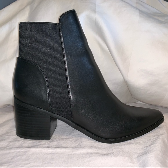 Aldo Shoes - Black Aldo Ankle Boot Size 6.5